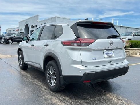 Used 2025 Nissan Rogue S AWD/4WD image 51