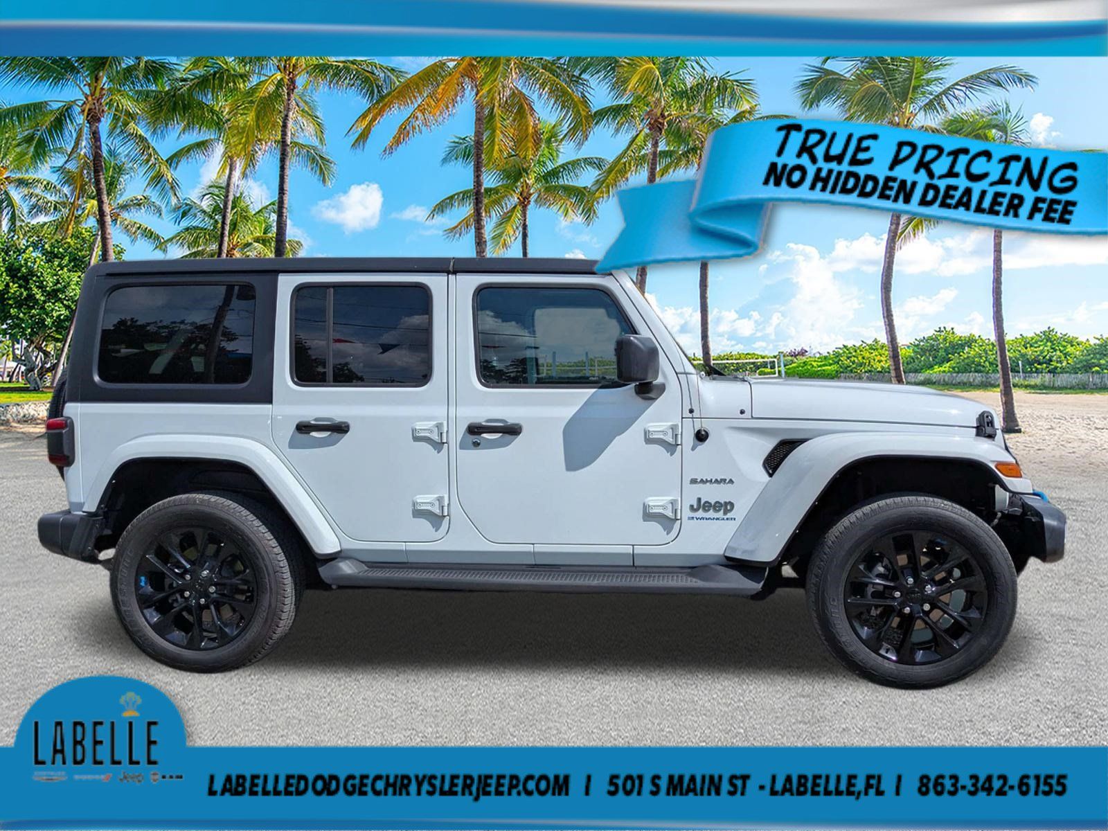 Used 2023 Jeep Wrangler Unlimited Sahara AWD/4WD image 3