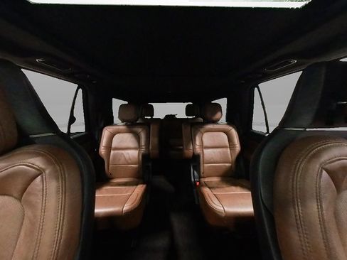 Used 2022 Lincoln Navigator Reserve image 50