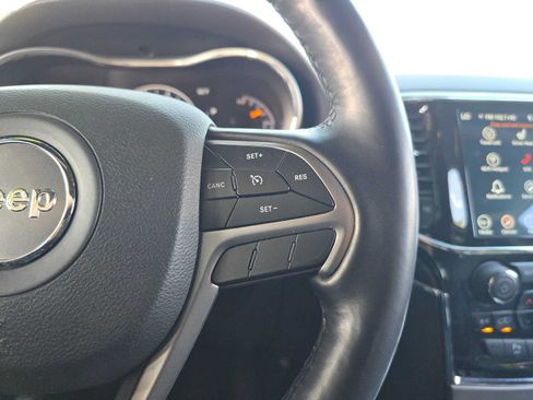 Used 2021 Jeep Grand Cherokee Limited AWD/4WD image 30