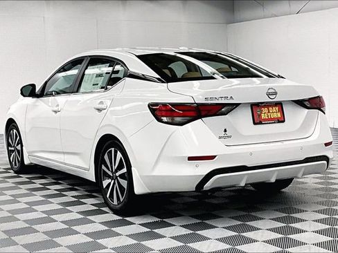 New 2025 Nissan Sentra SV w/ SV Premium Package image 4