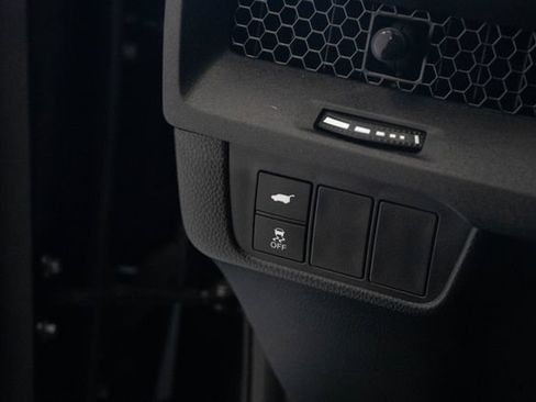 Used 2025 Honda CR-V Sport-L image 9