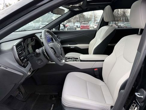 Used 2024 Lexus RX 350h Premium image 12