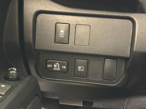 Used 2023 Toyota Tacoma SR AWD/4WD image 35