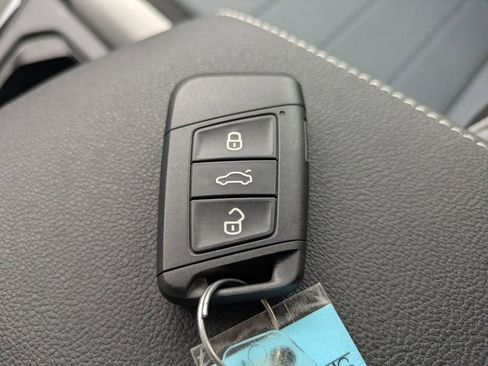 Certified 2025 Volkswagen Taos S image 28