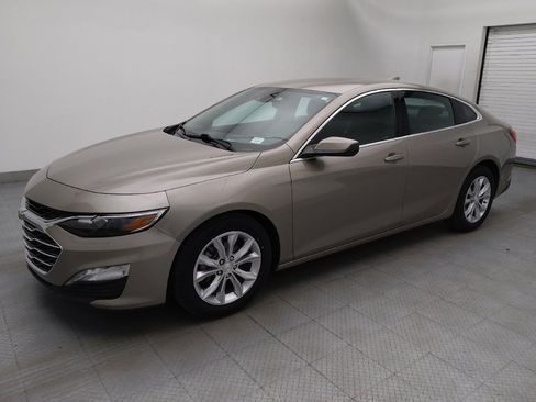 Used 2023 Chevrolet Malibu LT image 2