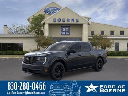 New 2025 Ford Maverick Lariat w/ Black Appearance Package