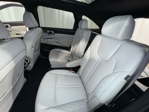 New 2026 Kia Sorento SX Prestige image 28
