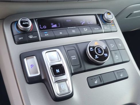 Used 2022 Hyundai Palisade SEL AWD/4WD image 15