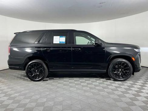 Used 2022 Cadillac Escalade Sport Platinum w/ LPO, ONYX Package AWD/4WD image 13