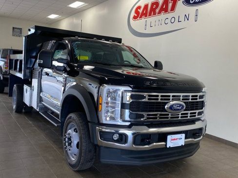 New 2025 Ford F550 4x4 Regular Cab Super Duty image 2