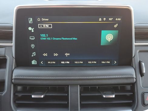 Used 2022 Chevrolet Tahoe Z71 w/ Z71 Off-Road Package image 18