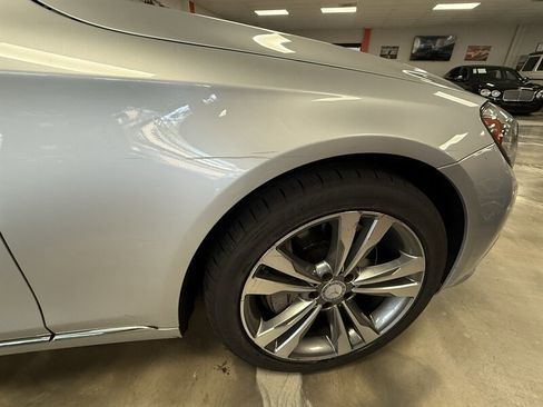 Used 2016 Mercedes-Benz S 550 Sedan w/ Premium Package image 8