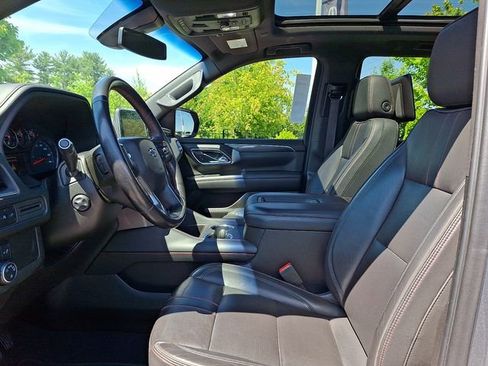 Used 2021 Chevrolet Tahoe RST w/ Luxury Package AWD/4WD image 13