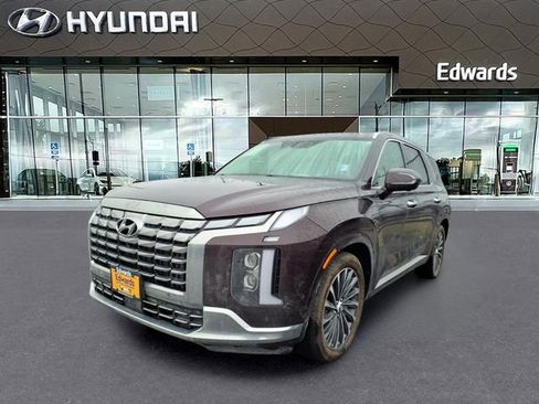 Used 2024 Hyundai Palisade Calligraphy image 1