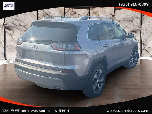 Used 2019 Jeep Cherokee Limited w/ Technology Group AWD/4WD image 7