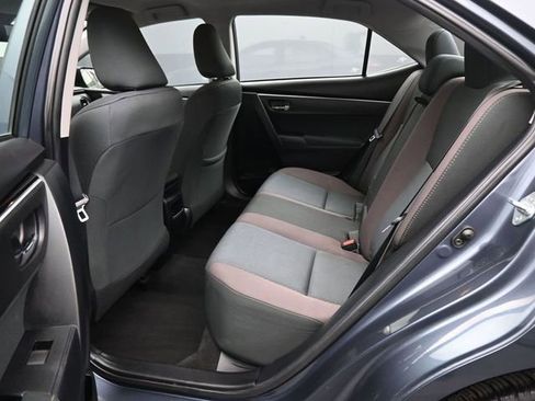 Used 2018 Toyota Corolla LE image 34