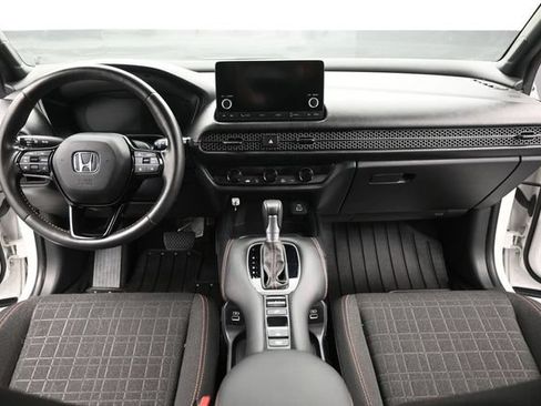 Certified 2023 Honda HR-V Sport image 12