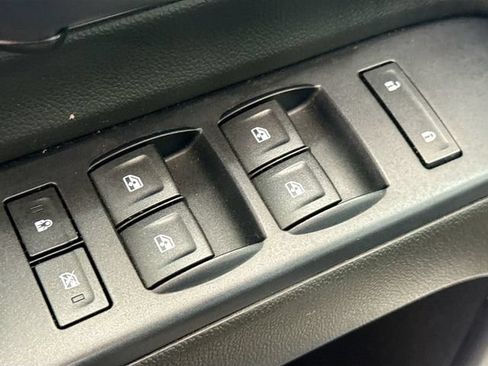 Used 2015 GMC Sierra 2500 4x4 Crew Cab image 17