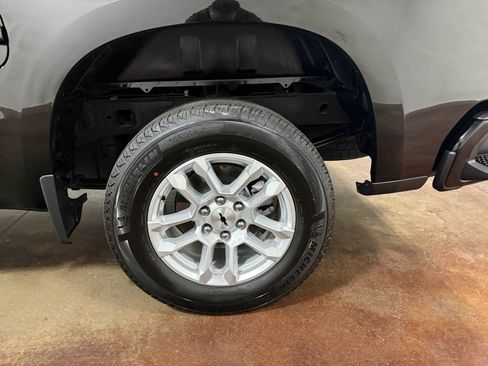 Used 2026 Chevrolet Silverado 1500 RST AWD/4WD image 89