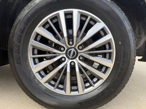 Used 2024 Nissan Armada SL w/ Captain's Chairs Package image 35