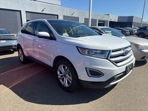 Used 2017 Ford Edge SEL w/ Equipment Group 201A FWD image 3