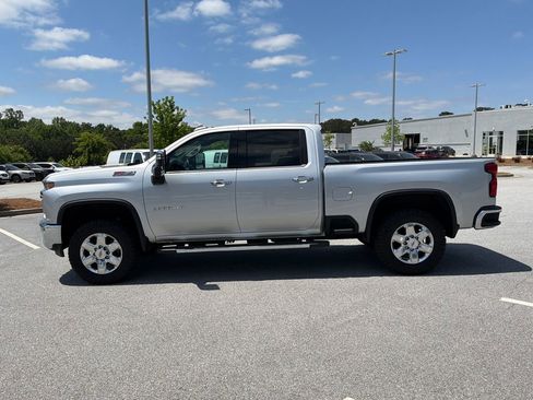 Used 2021 Chevrolet Silverado 2500 LTZ AWD/4WD image 4