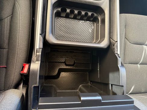 Used 2021 RAM 1500 Big Horn image 46