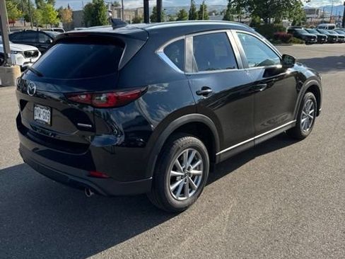 Used 2023 MAZDA CX-5 AWD 2.5 S w/ Select Package image 4