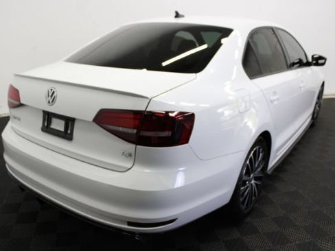 Used 2016 Volkswagen Jetta Sport FWD image 7