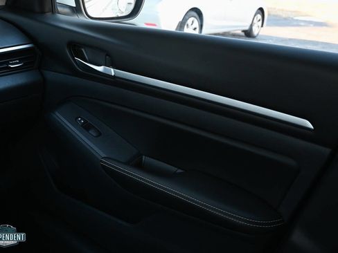 Used 2022 Nissan Altima 2.5 SV image 11