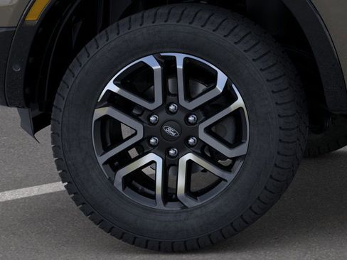 New 2025 Ford Ranger Lariat w/ Trailer Tow Package image 19