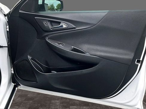 Used 2019 Chevrolet Malibu LT FWD image 13