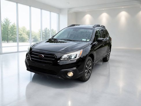 Used 2017 Subaru Outback 3.6R Limited AWD/4WD image 1