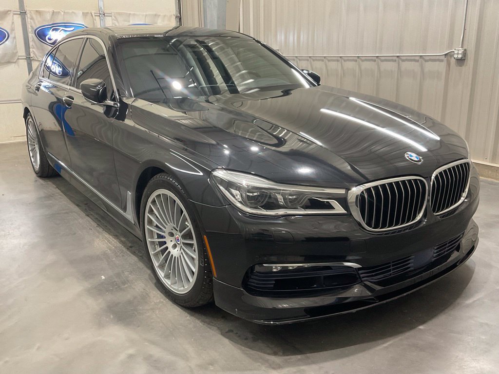 Used 2017 BMW ALPINA B7 xDrive AWD/4WD image 2