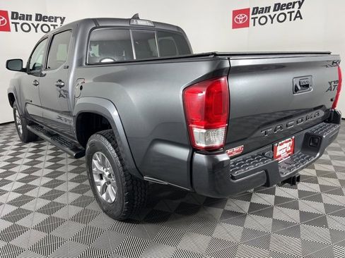 Certified 2017 Toyota Tacoma SR5 w/ Tow Package image 22