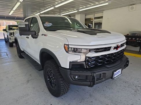 Certified 2024 Chevrolet Silverado 1500 ZR2 w/ ZR2 Bison Edition AWD/4WD image 7