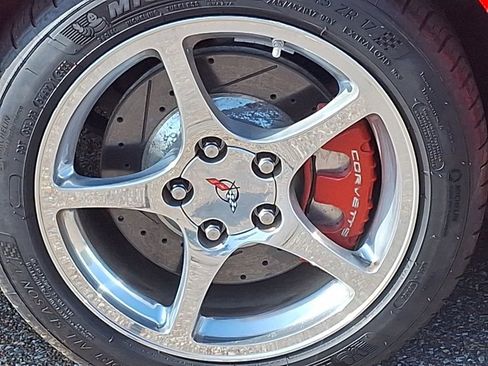 Used 2004 Chevrolet Corvette Base w/ Preferred Equipment Group image 12