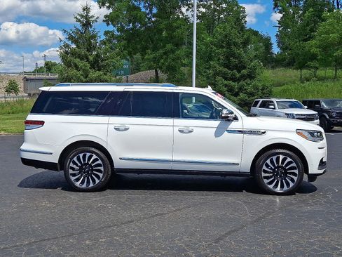 Used 2024 Lincoln Navigator L Black Label AWD/4WD image 7