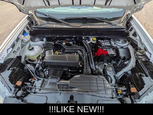 Used 2025 Ford Maverick XL w/ Equipment Group 102A AWD/4WD image 23