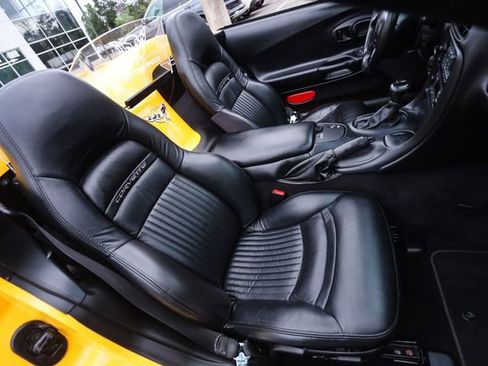 Used 2003 Chevrolet Corvette Convertible w/ Preferred Equipment Group1 RWD image 69