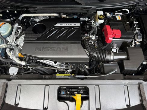 Used 2024 Nissan Rogue SV FWD image 36