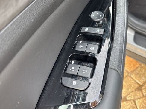 Used 2023 Kia Sportage X-Line image 12