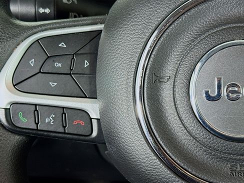 Used 2020 Jeep Compass Sport image 15