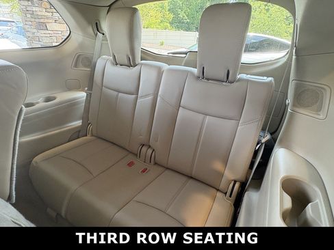 Used 2015 Nissan Pathfinder SL w/ SL Tech Package FWD image 27