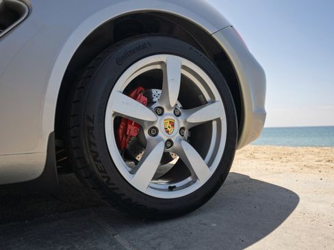 Used 2006 Porsche Cayman S RWD image 10