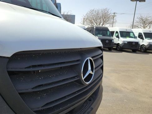 New 2025 Mercedes-Benz Sprinter 2500 image 10