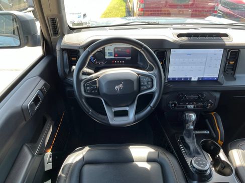Used 2024 Ford Bronco Badlands AWD/4WD image 11