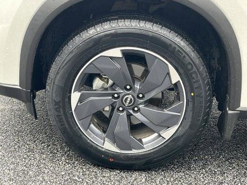 Certified 2024 Nissan Rogue SV w/ SV Premium Package image 30