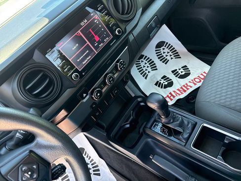 Used 2021 Toyota Tacoma SR RWD image 16